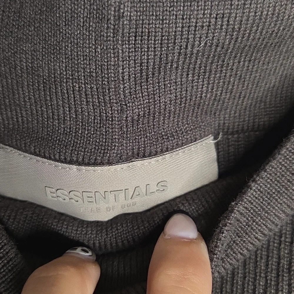 Essentials Charcoal/ Chocolate Ribbed Leggings Size M - Picture 8 of 12